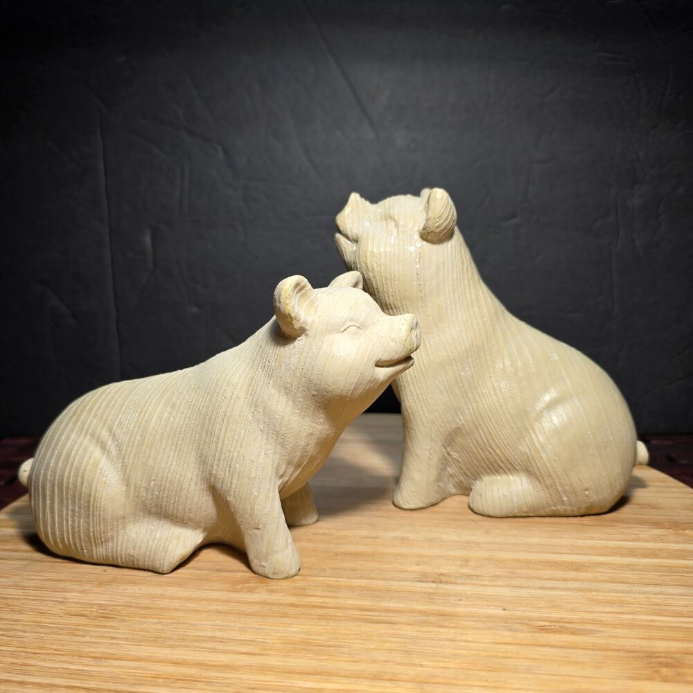Pair of PIGS Figurines Resin Country Farmhouse Decor - Picture 5 of 7